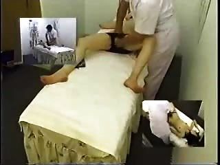 скрытая камера азиатский массаж мастурбация молодой японский больной молодой