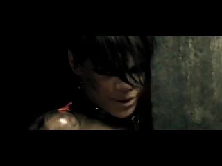 Rihanna-Disturbia садизм редактировать