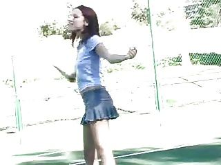 Дана ftv играет в теннис