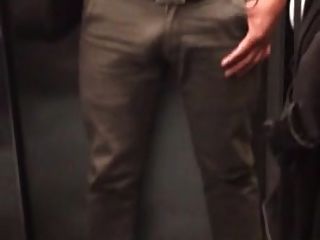 str8 bulge в метро