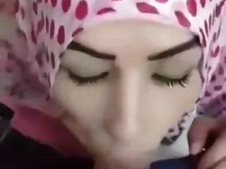 сосание хиджаба